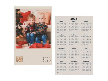 11982 4 dreveny kapesni kalendar ve stylu polaroidky