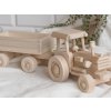 54751 dreveny traktor s vleckou